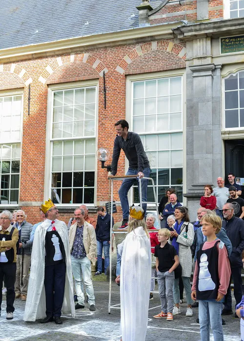 persfoto levend schaak de wit van wely 1 kopieren