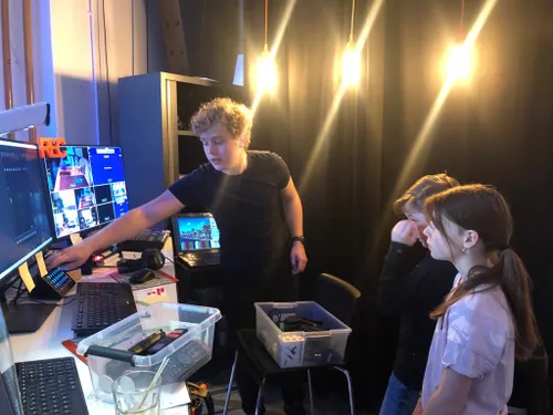 pet techniekdag haarlem 2021 kinderburgemeester quinten kinderraadslid nora