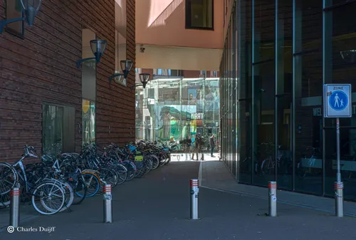 tussen pathe en gemeente