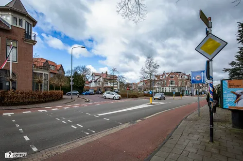 wagenweg uit den bosstr
