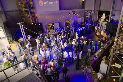 1bxEm4N6DSYpYzgoF6w0EcDqy4aHbPWj3LfErbby