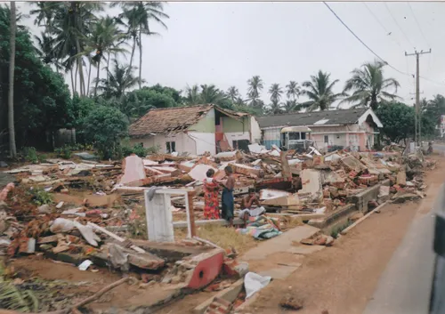 2004 sri lanka tsunami 10 photo by mediajet wikipedia