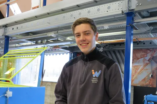 2475 b088c41843f4c9a8cd851c821a1920bb