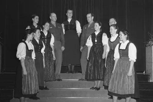 music the trapp family banq p48s1p13784 wiki