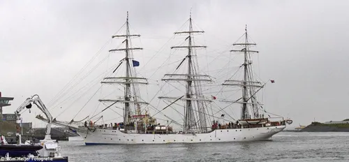 tumblr ntbida8l7j1svvyvco9 12801