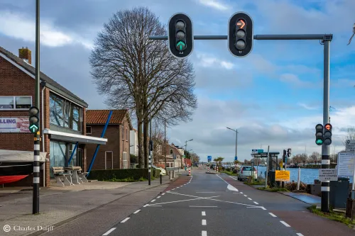 verkeerslichten pont kaag