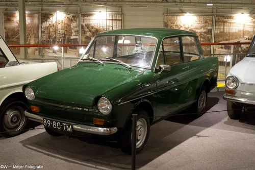 24246053303 5edb42ca25 o