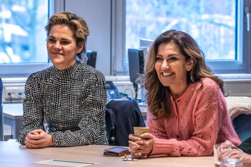 dilan yesilgoz zegerius4