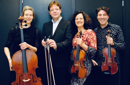 frank bridge pianokwartet foto rechtenvrij te gebruiken