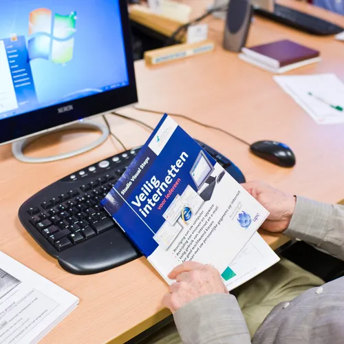 leercentrum 5 foto veilg internetten