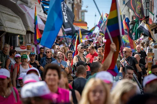 20220801 pride beach 15