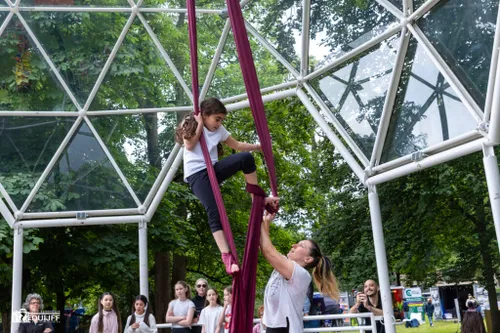 acrobatiek art 1024x683