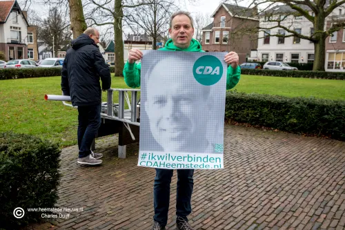 cda er met poster