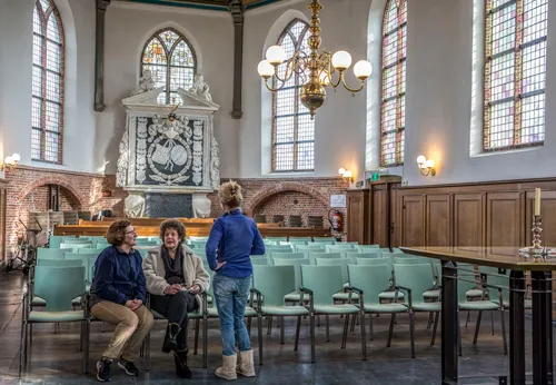interieur kerk 2