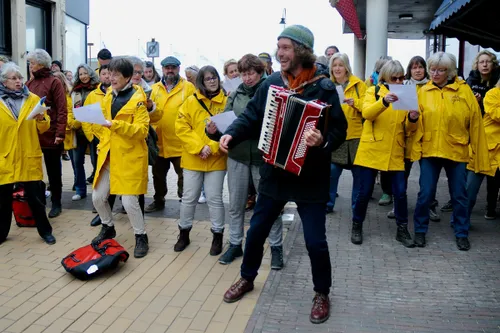 juttersgeluk opent winkel x atelier in kerkstraat zandvoort 5