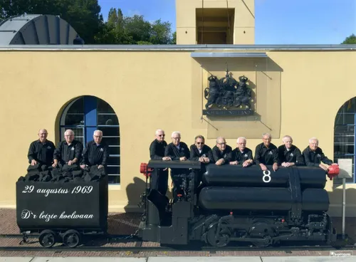 facebook 1556344404885