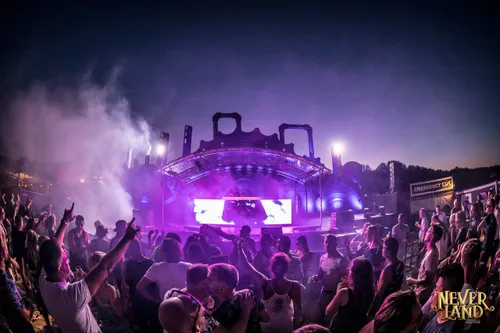 neverland2018 0714 222442 3834 alivecoverage ctl