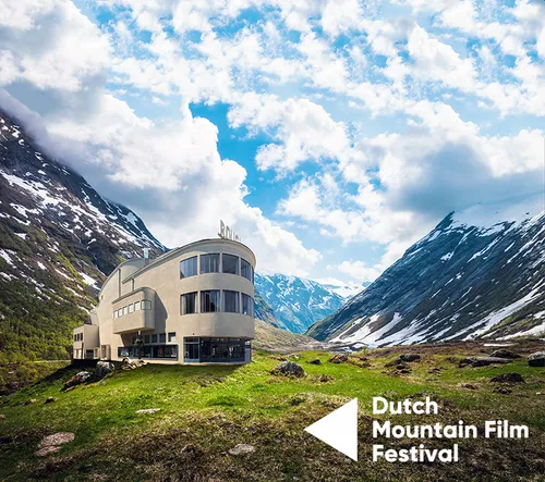 royal comp mountainslogo klien