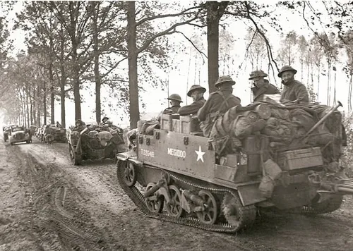 2 51e highland divisie brencarriers op weg naar langstraat