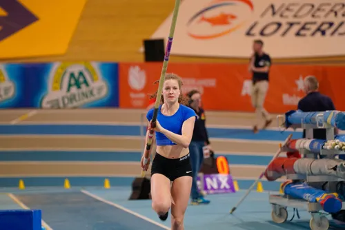 200215nkindoor u20 polsstok fleurvanderlinden zilver foto phvught 86379480 2809134452488324 1687895247947825152 o