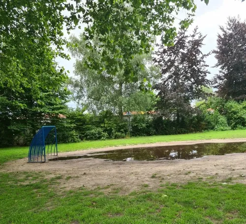 214875263 182758407200957 7635875038720675498 n