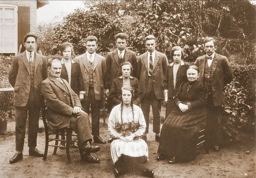 221 walkbakkerxmvliempd2 paul