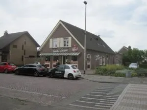 bakker allard 300x225 1