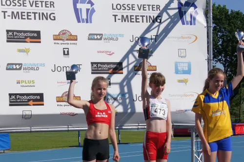 fleur van der linden li t meeting 2012 1000m pupa dak foto whasselton