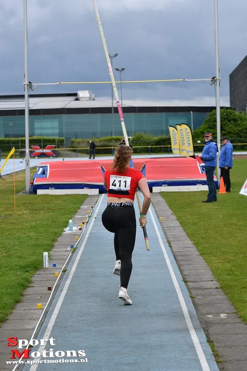 fleur van der linden polsstokhoog t meeting foto sportmotions 20210524 012