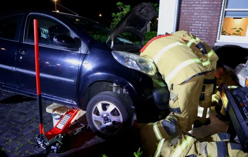 kat klem in auto auto drunen 5