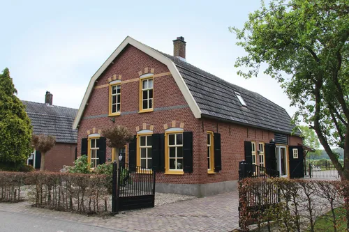 In 1926 als boerderij gebouwd.