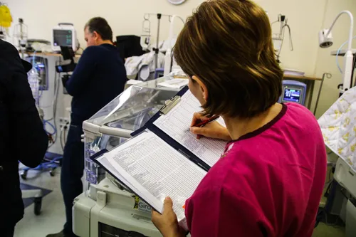 Gimęs ketvertukas Kauno klinikose