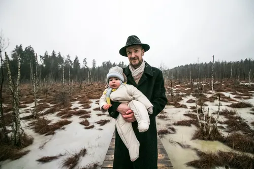 J. ir V. Salinių šeima