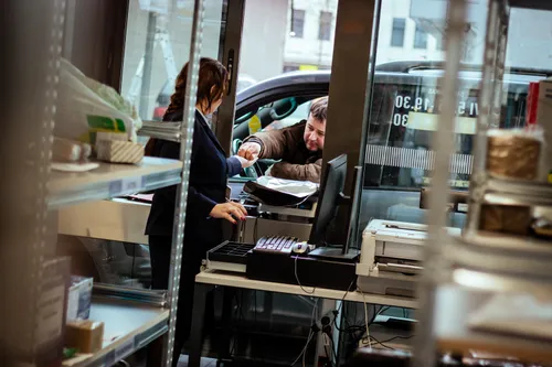 Rekonstruota Kauno autobusų stotis atvėrė duris