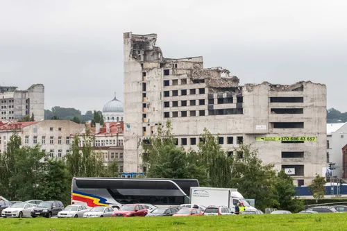 „Magnum“ statybų pradžia