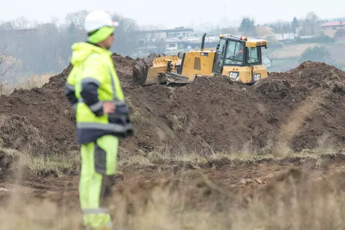 Kauno rajone pradėjo statyti „Hollister“ gamyklą