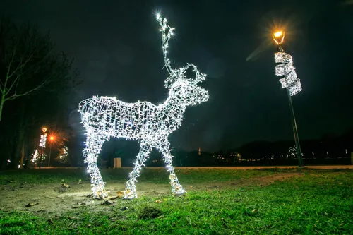 Santakos parkas pasipuošė Kalėdiniais papuošimais