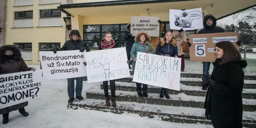 Piketas prie Šv. Mato gimnazijos