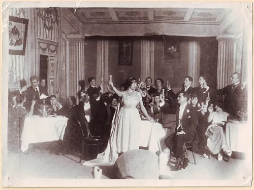 A. ir P. Galaunių namai