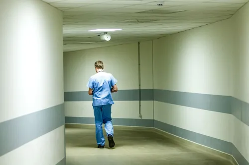 Greitoji medicinos pagalba, klinikos, medikai, koronavirusas