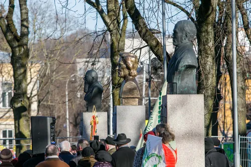 Atidengtas Vydūno paminklas