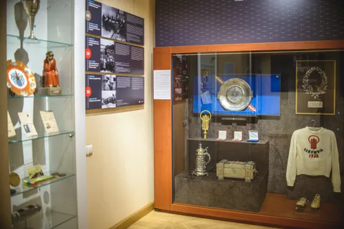 100 reikšmingiausių Pirmosios Lietuvos Respublikos įvykių