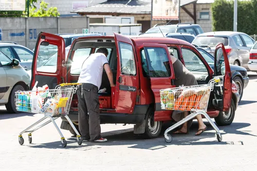 Parduotuvė „Biedronka“ Seinuose, Lenkijoje