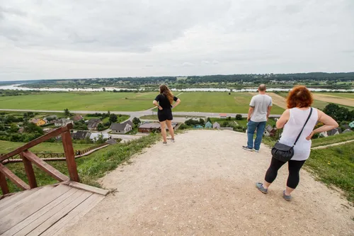 Seredžiaus piliakalnis