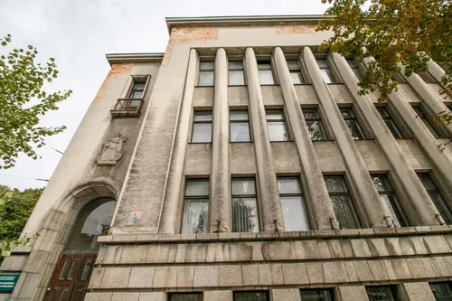 Ekskursija po Kauno prekybos, pramonės ir amatų rūmuose įsikūrusią biblioteką