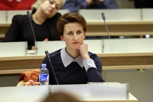 raminta bogusiene 79058225