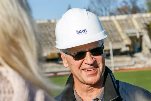 Kauno meras apsilankė rekonstruojamame S. Dariaus ir S. Girėno stadione