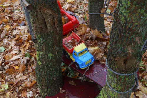 Žaislai, vaiko teisės, smurtas