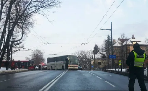 51775683 376351079822843 4691908547158474752 n