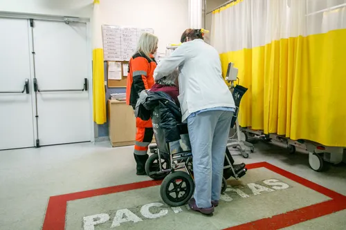 Kauno klinikose įdiegta pneumatinio pašto sistema, koronavirusas